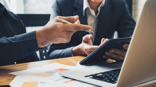 Redefining Corporate Travel Policy in the Hybrid Work Era